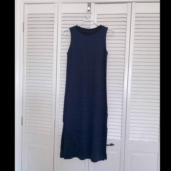 Midi navy and black sporty sleeveless shift dress - Picture 2 of 9